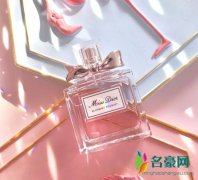 七夕送女朋友什么礼物？七夕生活实用、浪漫类礼物