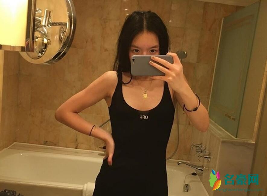 李咏女儿照片