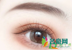 今年流行雾眉还是丝眉 雾眉可以保持多久时间