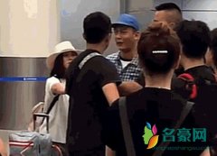 陈冠希遭偷拍发飙 表情非常冰冷情绪非常不佳