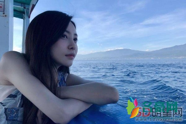 于文文陶喆假装不认识 在台湾早就是陶喆的徒弟了?