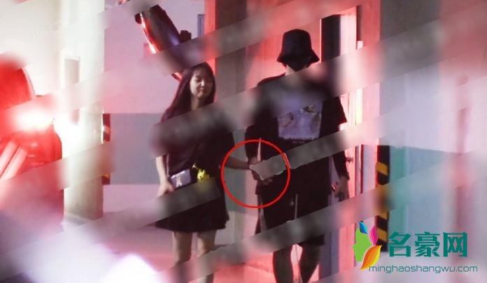 吴亦凡女友疑曝光