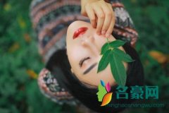 女生在爱情中的过度的依赖，只会让你的爱情失败告