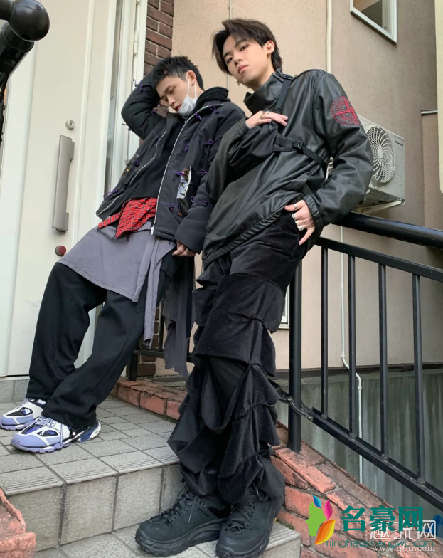 说唱听我的潮流穿搭分享，哪一双狠鞋能得到你的青睐！
