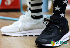 sacai x Nike 全新黑白配色实物赏析 sacai怎么读