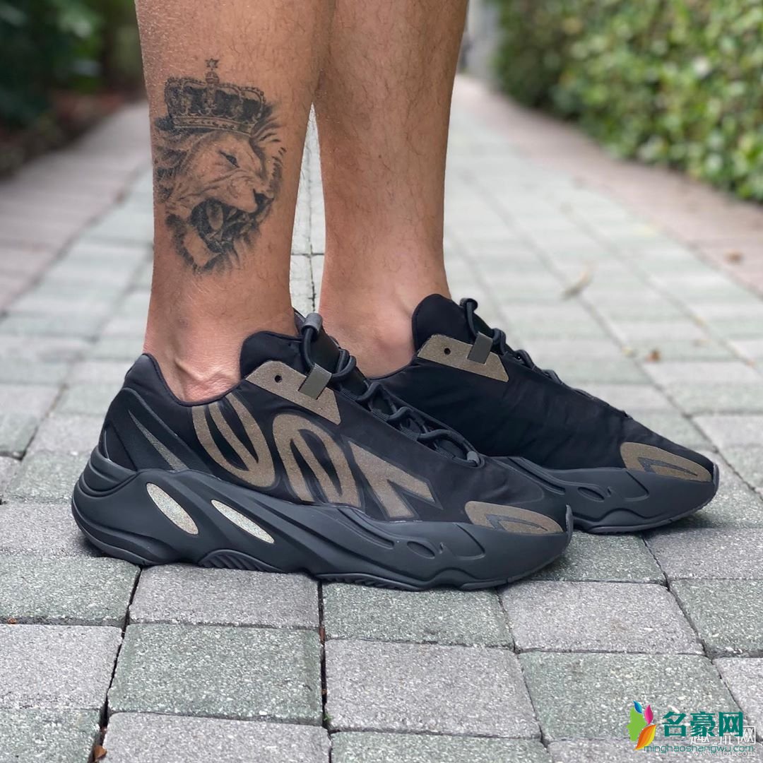 Yeezy 700黑武士MNVN在哪买 Yeezy 700 MNVN 黑武士上脚