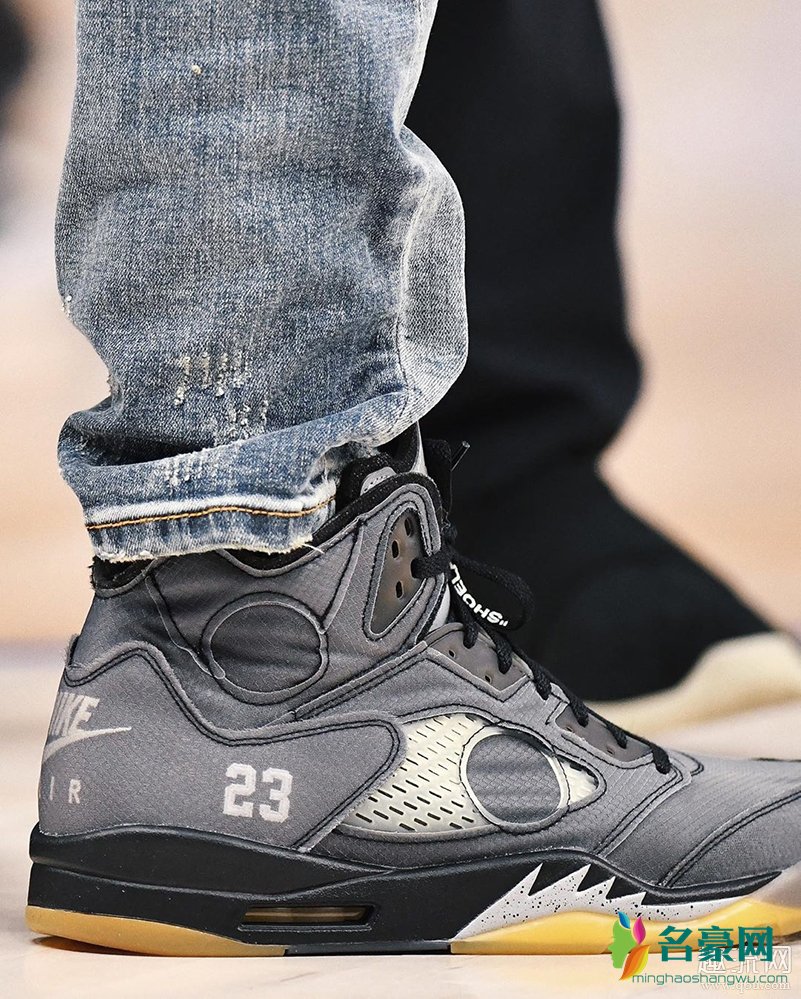 OW x AJ5东契奇上脚 OW x AJ5 即将发售