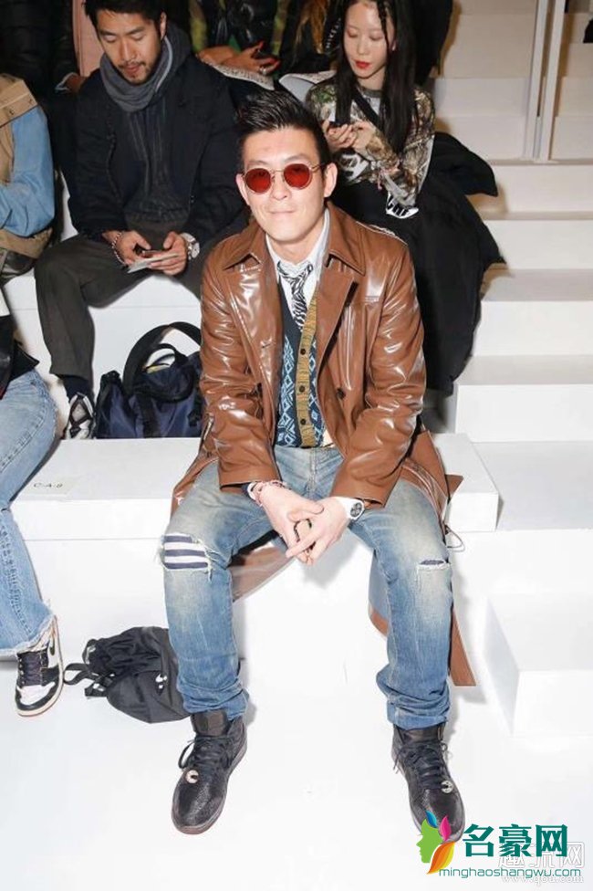 AJ1黑丝绸陈冠希上脚 AJ1黑丝绸是限量发售吗