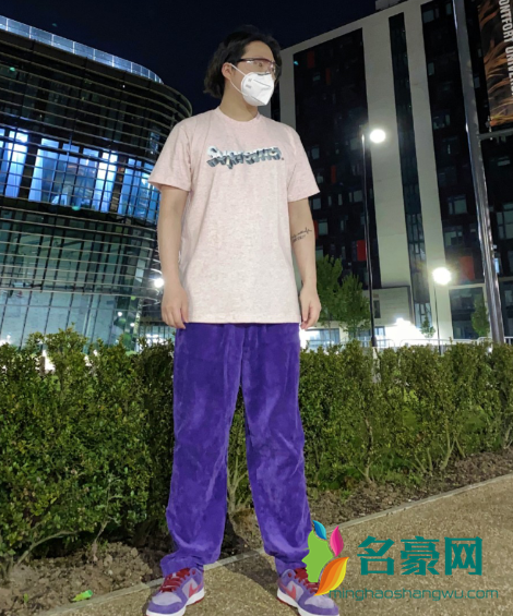 dunk树莓紫穿搭图分享 dunk树莓紫前面褶皱了怎么办