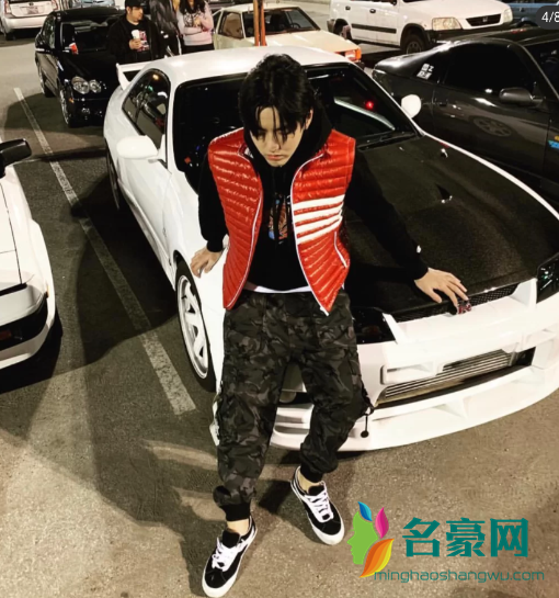 吴亦凡创造营2020vans同款鞋穿搭推荐,穿对了你就是这个夏天最靓的仔!