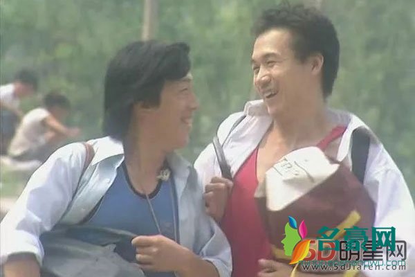 高虎和黄渤为什么翻脸 做兄弟来说高虎还是不错的带黄渤入行的
