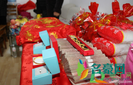 彩礼是给女方父母的还是给女方的1