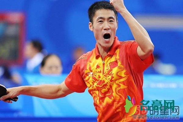 王励勤真的打林丹了吗 当一个运动员经常上娱乐版就是离崩盘不远了
