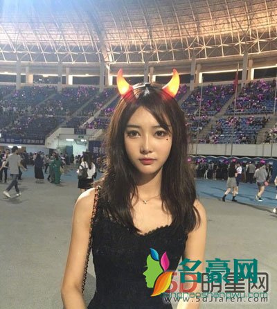 薛之谦道歉子望原微博 《暧昧》弃之可惜食而无味又是一首扎心的薛氏情歌