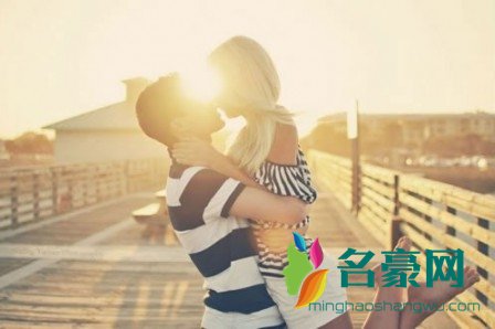 异地恋并不代表就是恋情的结束 有一点距离反而更美