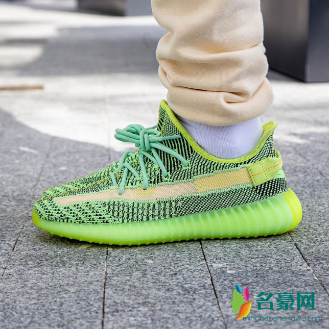 椰子350 V2 “Yeezreel”上脚效果 椰子350 V2如何搭配