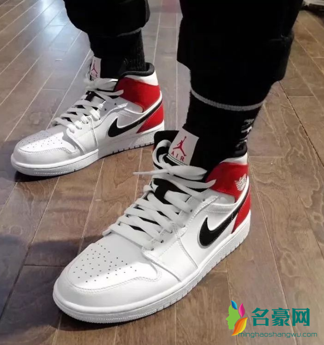 AJ1mid小芝加哥上脚图好看吗 AJ1mid小芝加哥上脚街拍图展示