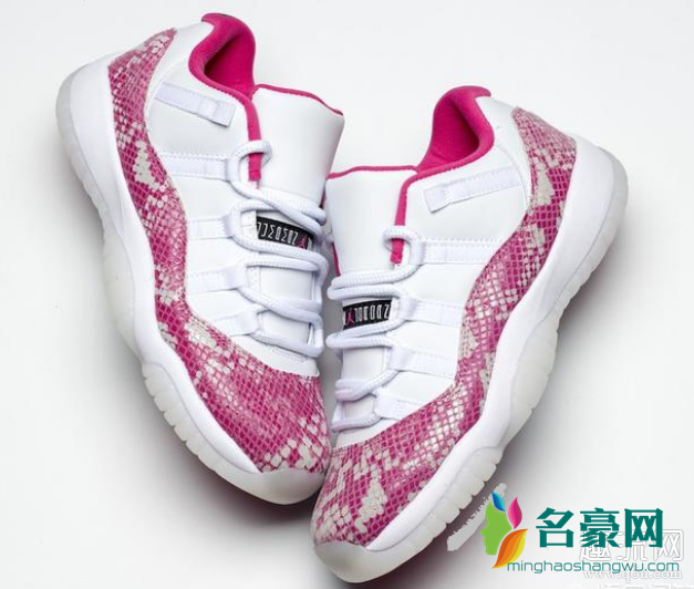 aj11女生搭配裤子效果图 女生穿aj11什么颜色最好看