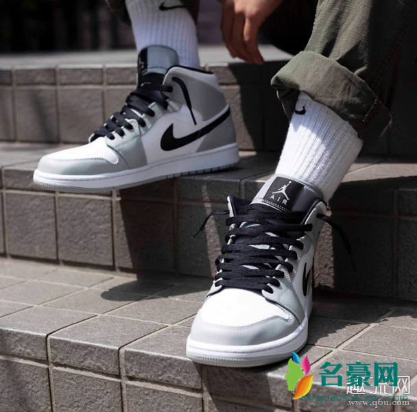 aj1low配什么裤子好看 aj1low和空军一号的区别