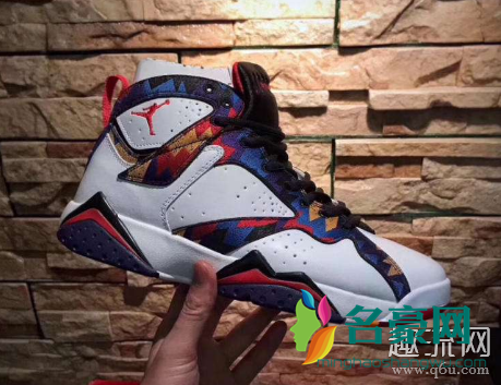 AJ7毛衣搭配什么袜子好看 AJ7毛衣为什么叫毛衣