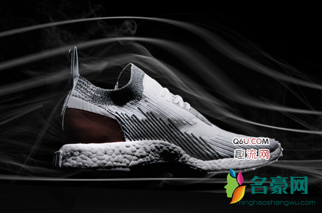   Adidas NMD Racer天空白上脚图  阿迪NMD Racer天空白好看吗