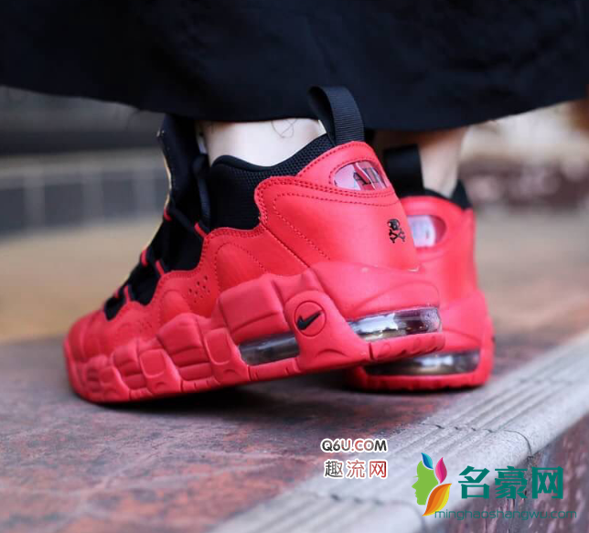 耐克Air More Money 金红配色发售信息  Nike Air More Money GS上脚图
