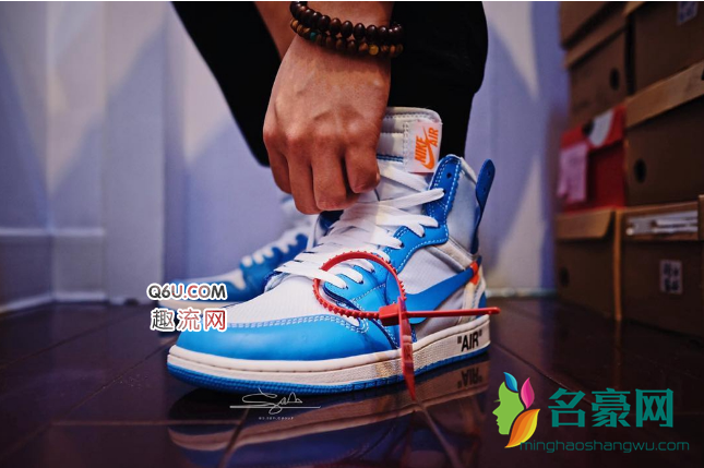 OFF-WHITE x AJ1上脚  OFF-WHITE x Air Jordan 1 UNC街拍