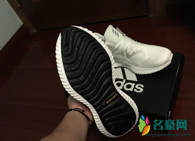 阿迪达斯Alpha Bounce Beyond上脚美图欣赏 Alpha Bounce Beyond搭配示范 阿迪达斯Alpha Bounce Beyond上脚美图欣赏 Alpha Bounce Beyond搭配示范