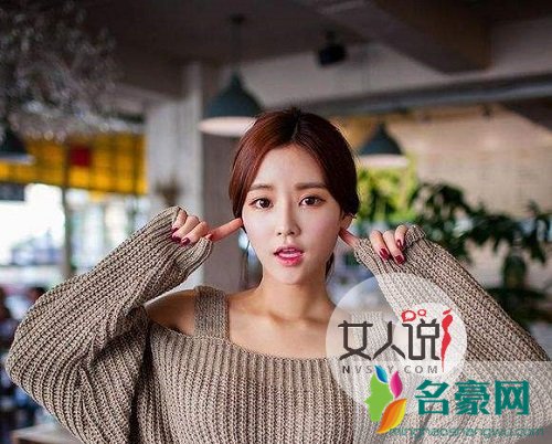 她的性暗示你读懂了吗 今晚床上别再错过火辣的她