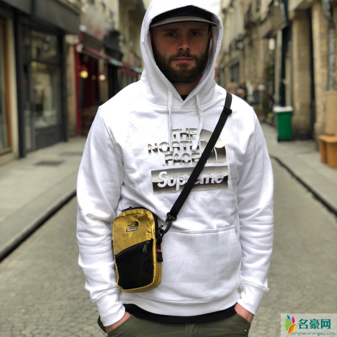 Supreme x TNF 2018怎么搭配 Supreme联名北面搭配街拍