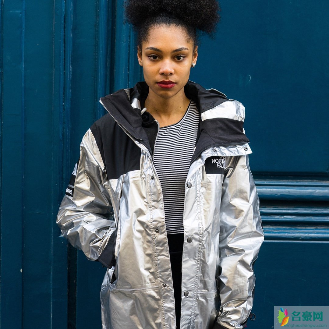 Supreme x TNF 2018怎么搭配 Supreme联名北面搭配街拍
