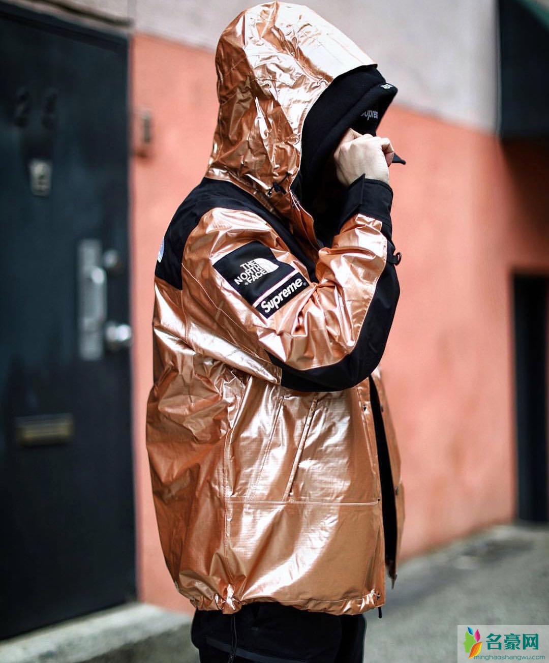 Supreme x TNF 2018怎么搭配 Supreme联名北面搭配街拍
