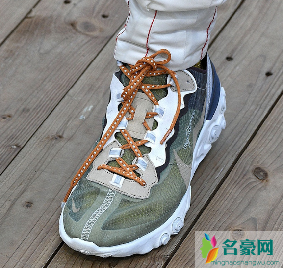 耐克React老爹鞋怎么样 UNDERCOVER x Nike React老爹鞋上脚欣赏