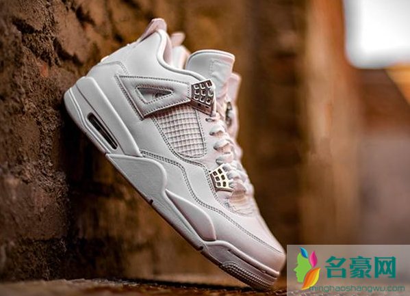 AJ4 纯白街拍欣赏  AJ4 Retro “Pure Money”实物上脚谍照