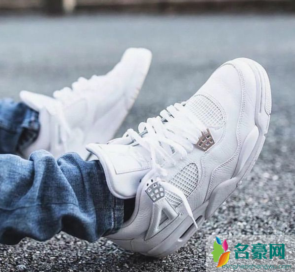 AJ4 纯白街拍欣赏  AJ4 Retro “Pure Money”实物上脚谍照