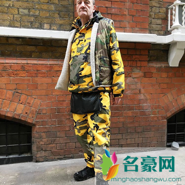 supreme雪山外套怎么搭配 supreme雪山冲锋衣搭配街拍