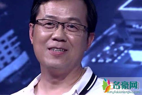 卓伟老婆叫什么 整天捉摸搞垮哪个小明星,天天盼着别人出轨