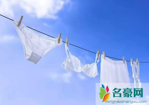 被“大姨妈”弄脏的内裤洗洗还能穿？这些错误千万别再犯了1