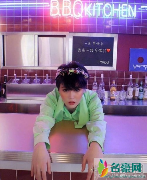 赵本山女儿分手于天佑 亿万富豪的千金整天跟一帮暴发户社会人混一起