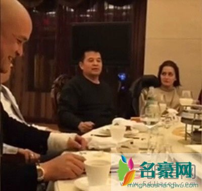毕福剑视频酒桌视频经过 一句话毀了前程,人生总有弯路要走希望老毕走好