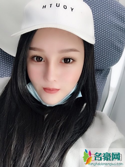 社会你球姐倒着念什么意思 你爹现在都夹着尾巴做人了你还敢这么高调