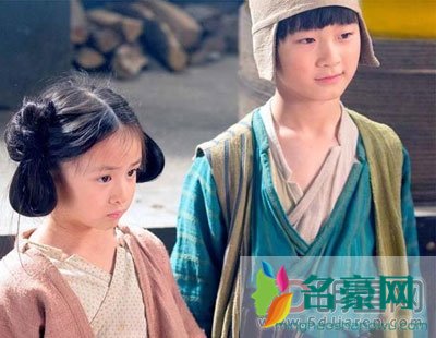 田雨橙和张悦轩接吻照 漂亮的小姑娘田亮的基因太强大
