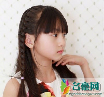田雨橙和张悦轩接吻照 漂亮的小姑娘田亮的基因太强大
