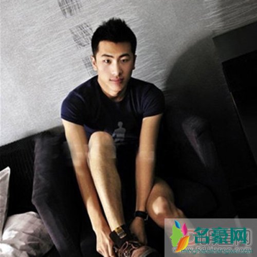 陈大卫未修改图片 这就是所谓的公狗腰吧很棒很帅