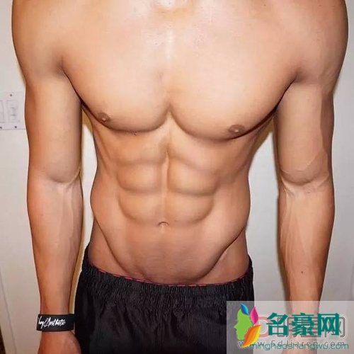 陈大卫未修改图片 这就是所谓的公狗腰吧很棒很帅