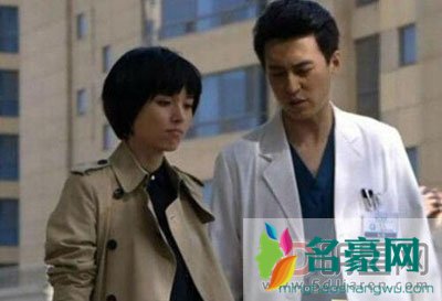 靳东有几任老婆 不管二婚还是三婚有情有缘才是真婚