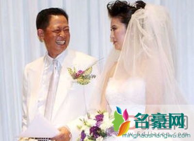 王志文老婆王坚红资料 找个老爷子甚至都能当爸了真搞不懂她在想啥