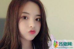 杨超越妈妈是干什么的 这样的人其实是生活的巨婴