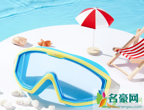 泳镜刮花还能用不2