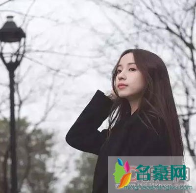 周二珂为什么回斗鱼 这才是正常高颜值比某网红不做作